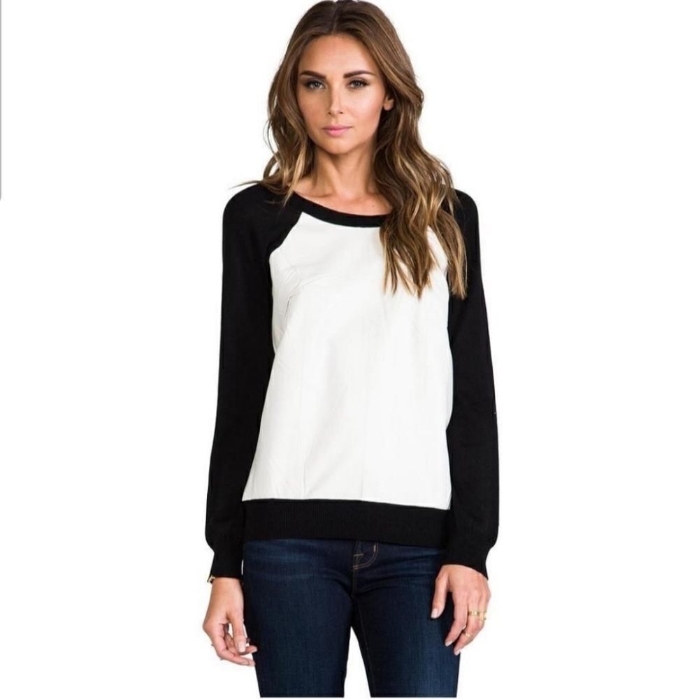 NWT Townsen Evergreen Sweater in Black/Cream  Sz Medium